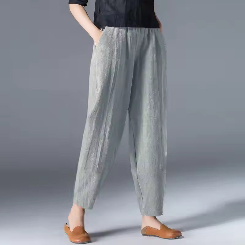 Women's Tapered Trousers | Pants with Pockets - Gray