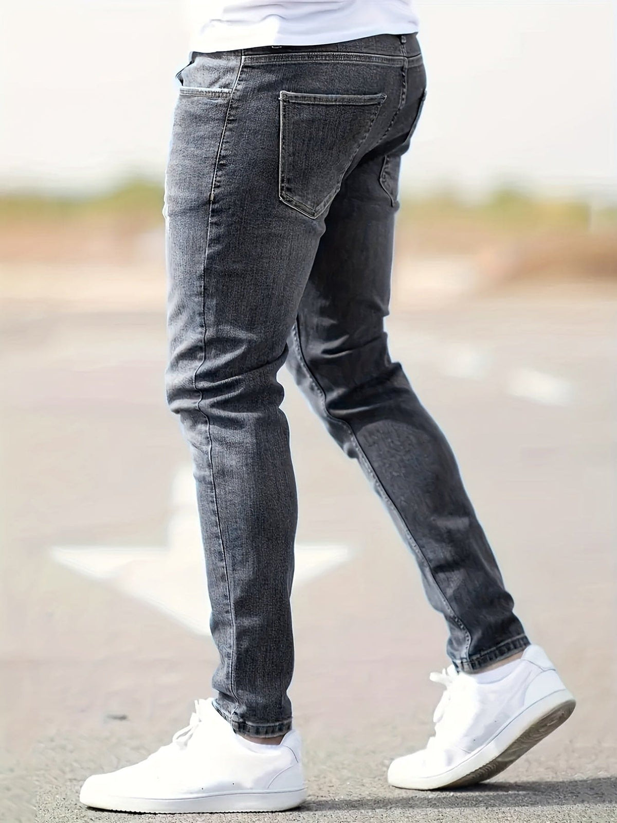 Men's Comfort Fit Jeans | Proportioned Straight Leg